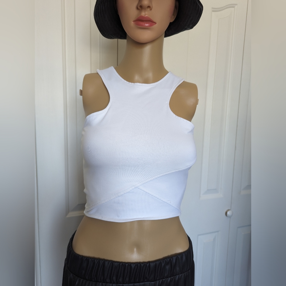 Donna Mizani white  top size XS